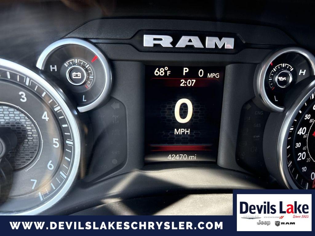 2023 RAM 1500 Big Horn Crew Cab 4x4 5'7' Box