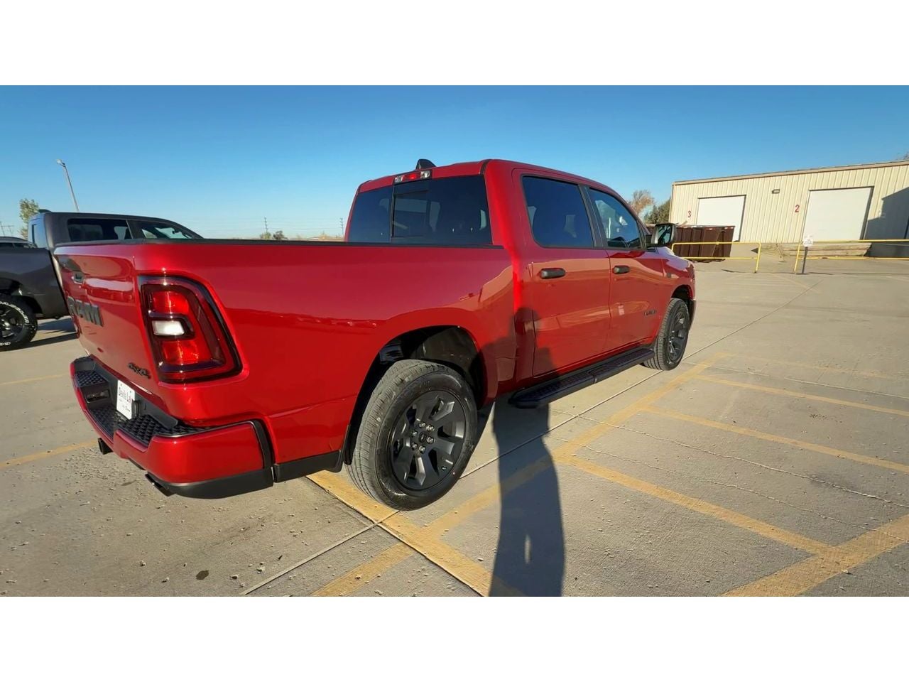 2027 RAM Ram 1500 RAM 1500 EXPRESS CREW CAB 4X4 5'7' BOX