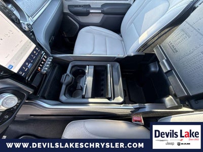 2022 RAM 1500 Limited Crew Cab 4x4 5'7' Box