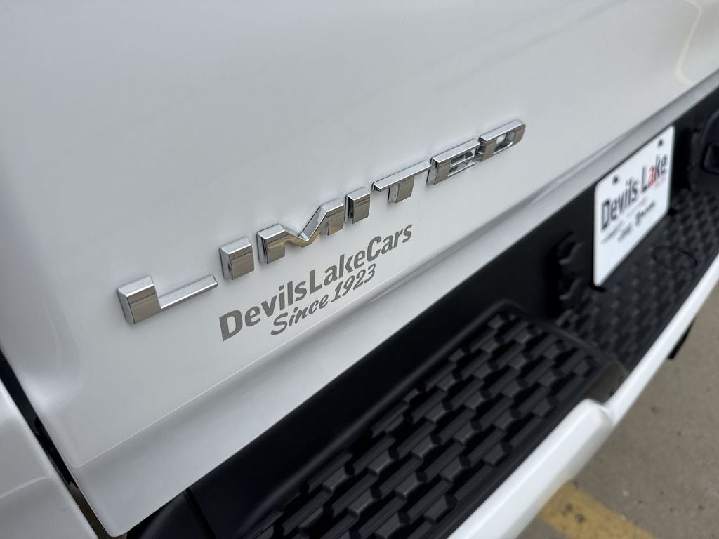 2026 RAM Ram 1500 RAM 1500 LIMITED CREW CAB 4X4 5'7' BOX