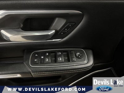 2020 RAM 1500 Laramie Crew Cab 4x4 5'7' Box