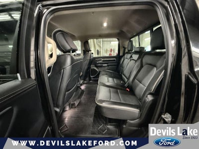 2020 RAM 1500 Laramie Crew Cab 4x4 5'7' Box