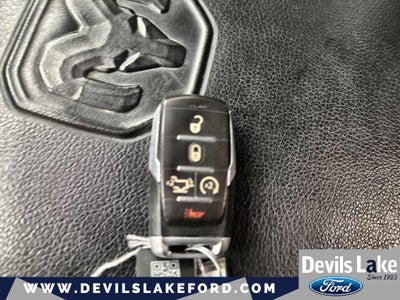 2020 RAM 1500 Laramie Crew Cab 4x4 5'7' Box