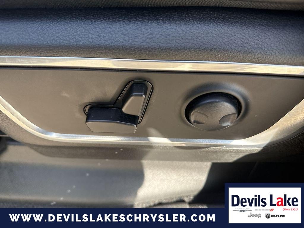 2025 RAM 1500 Laramie Crew Cab 4x4 5'7' Box