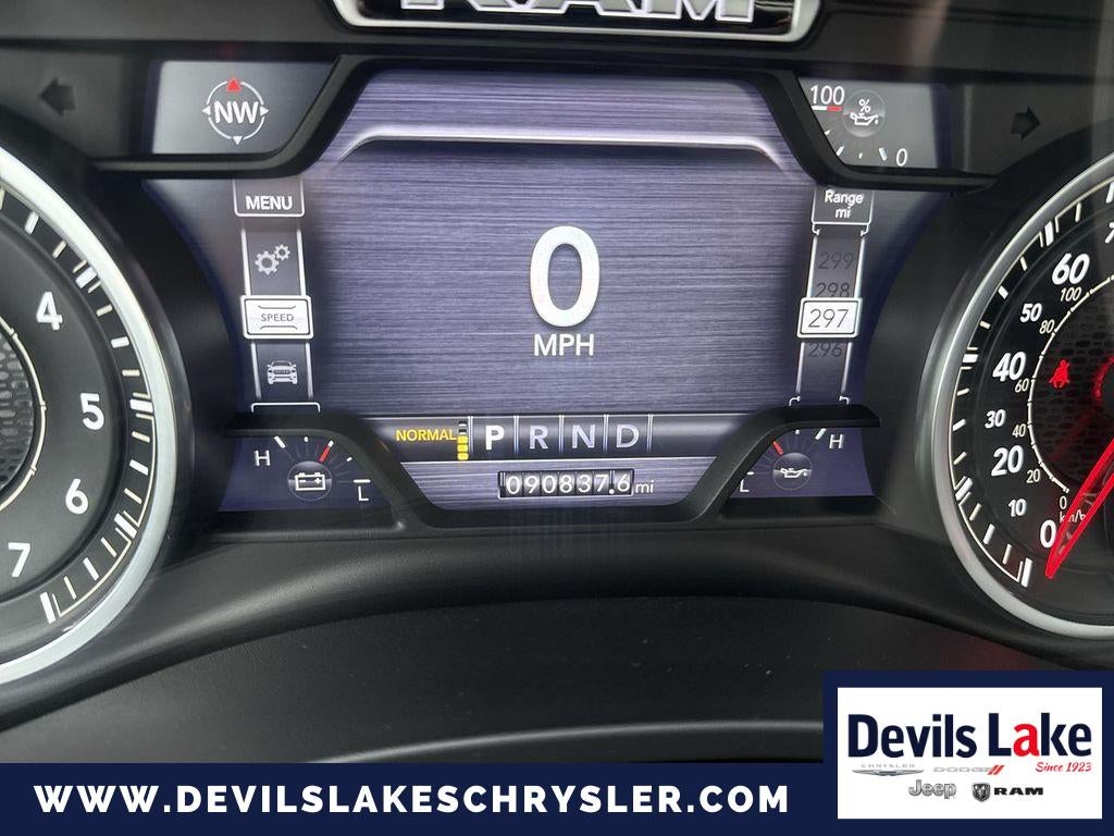 2019 RAM 1500 Laramie Crew Cab 4x4 5'7' Box