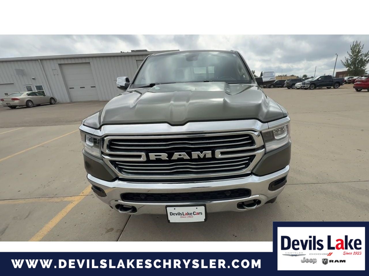 2020 RAM 1500 Laramie Crew Cab 4x4 5'7' Box
