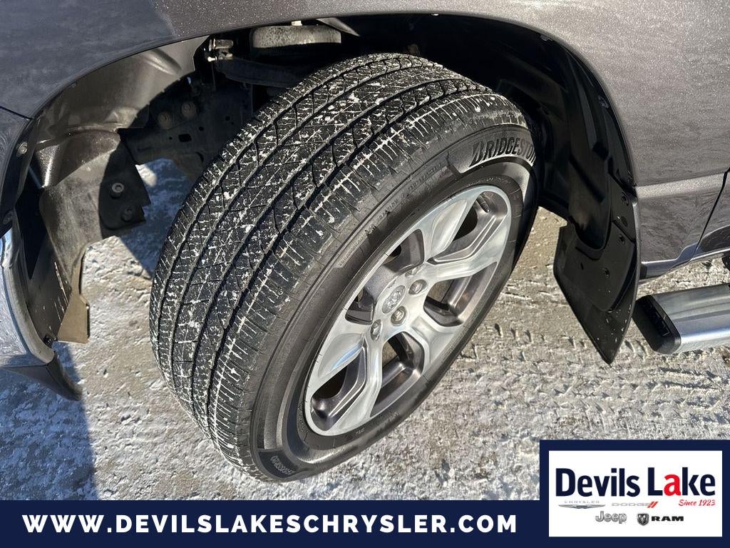 2023 RAM 1500 Laramie Crew Cab 4x4 5'7' Box