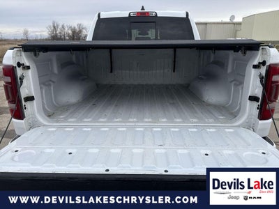 2020 RAM 1500 Laramie Crew Cab 4x4 5'7' Box