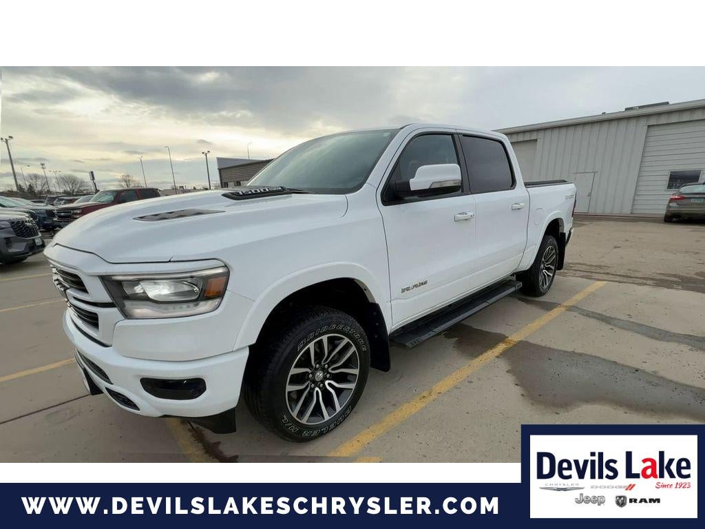 2020 RAM 1500 Laramie Crew Cab 4x4 5'7' Box