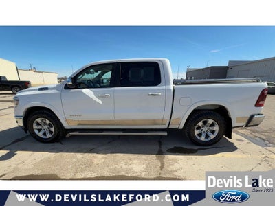 2020 RAM 1500 Laramie Crew Cab 4x4 5'7' Box
