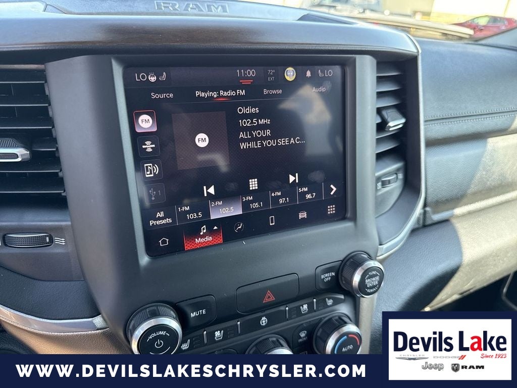 2022 RAM 1500 Laramie Crew Cab 4x4 5'7' Box