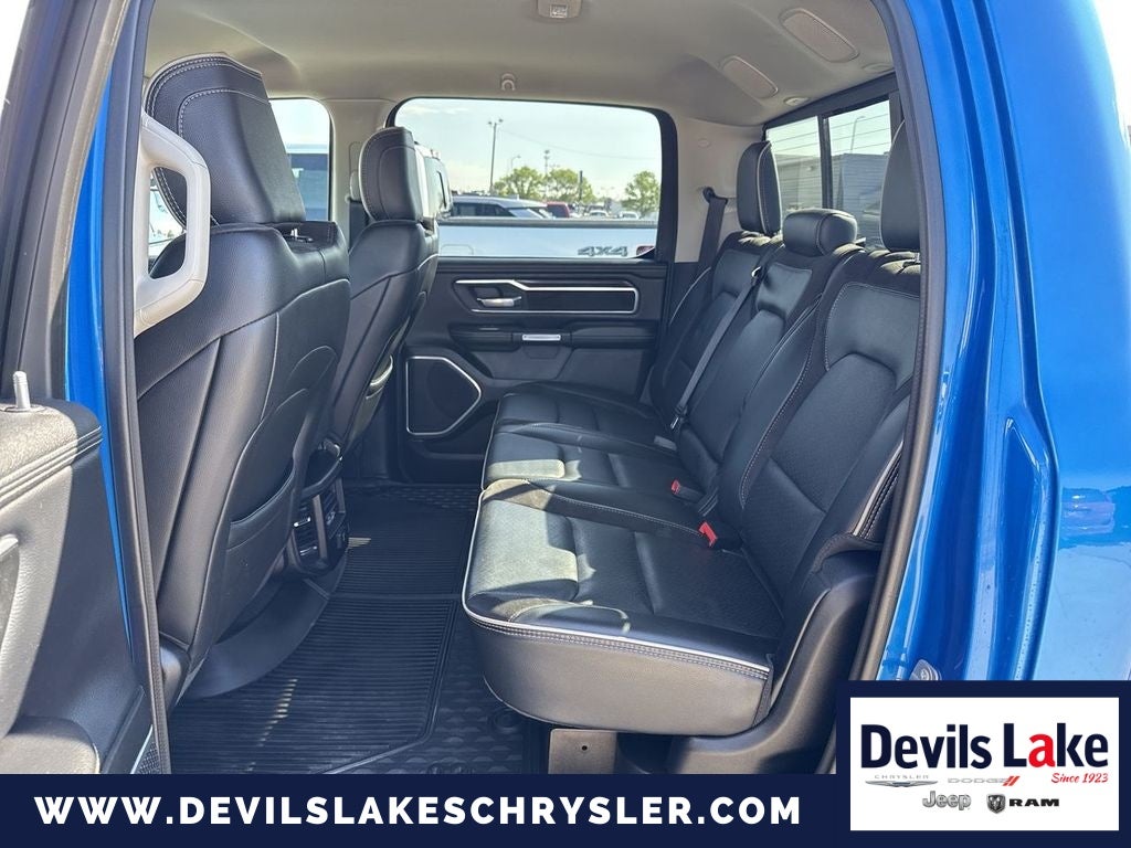 2022 RAM 1500 Laramie Crew Cab 4x4 5'7' Box