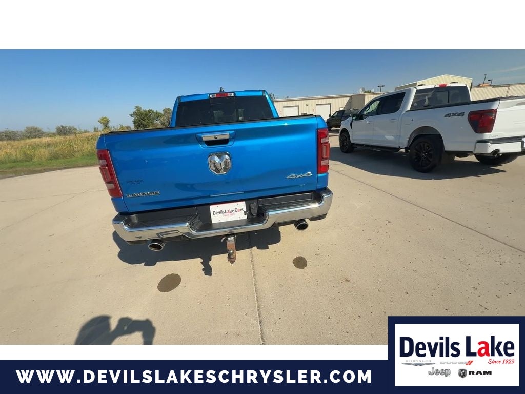 2022 RAM 1500 Laramie Crew Cab 4x4 5'7' Box