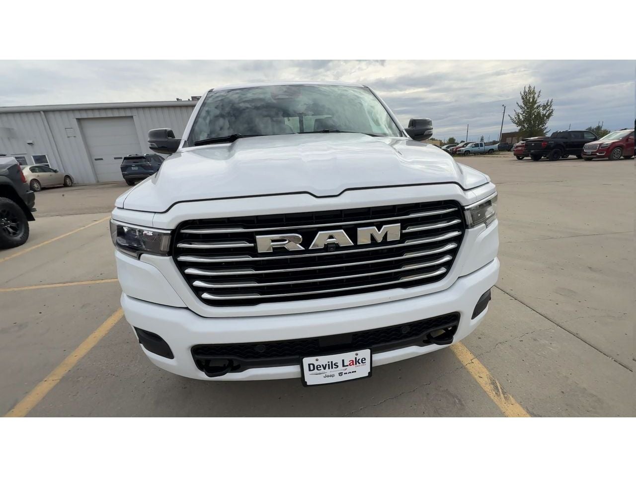 2027 RAM Ram 1500 RAM 1500 LARAMIE CREW CAB 4X4 5'7' BOX