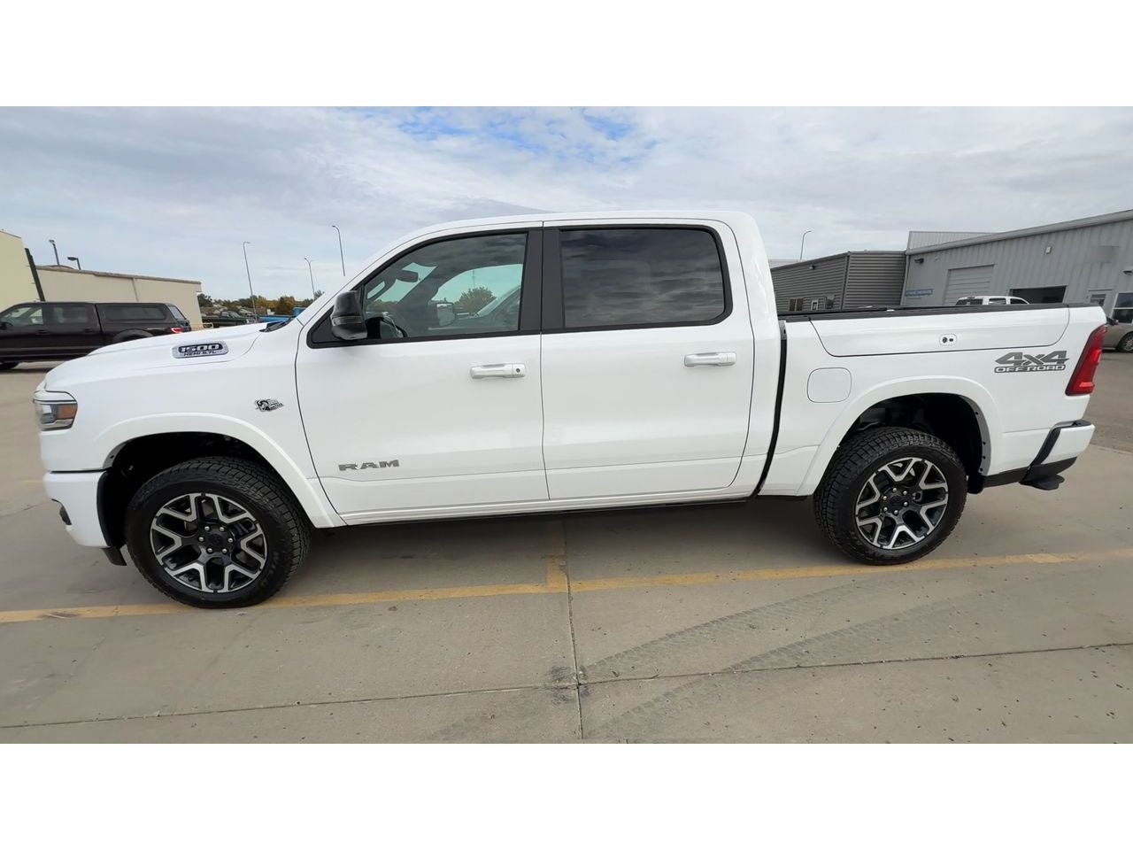 2027 RAM Ram 1500 RAM 1500 LARAMIE CREW CAB 4X4 5'7' BOX