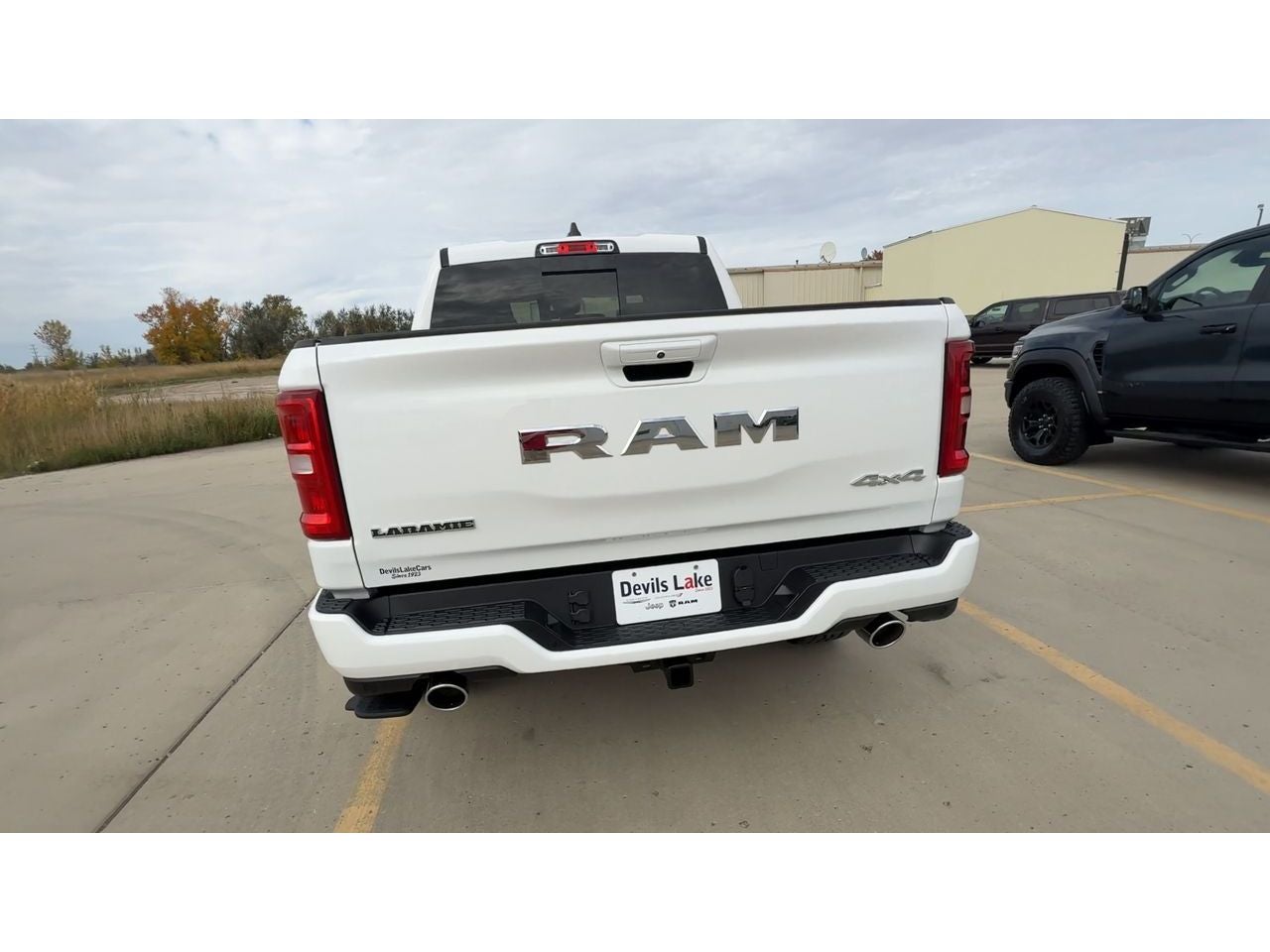 2027 RAM Ram 1500 RAM 1500 LARAMIE CREW CAB 4X4 5'7' BOX