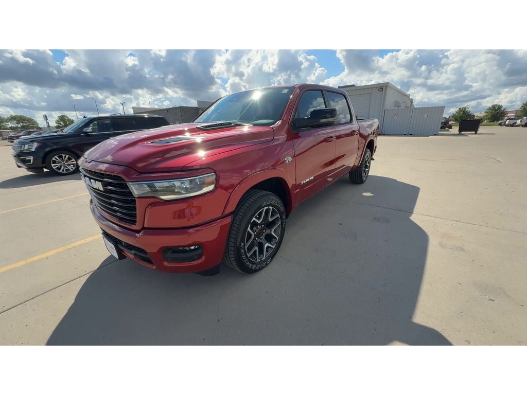 2026 RAM Ram 1500 RAM 1500 LARAMIE CREW CAB 4X4 5'7' BOX