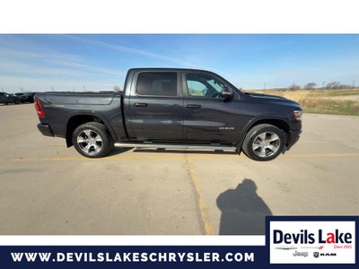 2020 RAM 1500 Laramie Crew Cab 4x4 5'7' Box