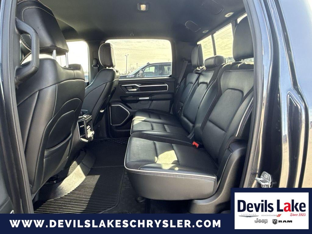 2020 RAM 1500 Laramie Crew Cab 4x4 5'7' Box