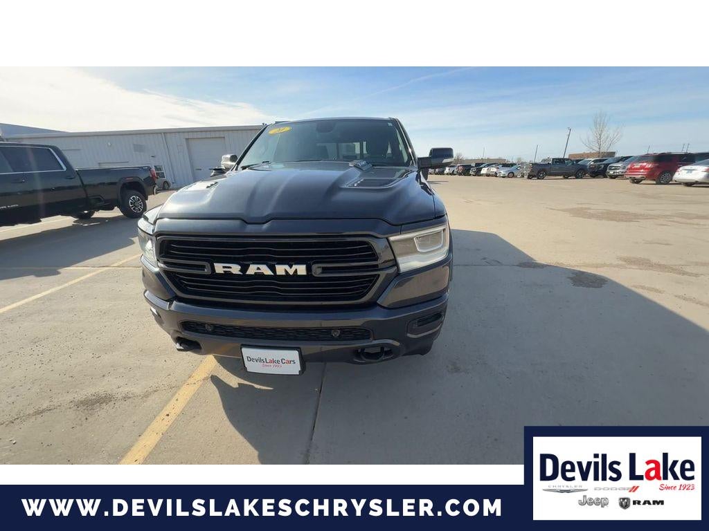 2020 RAM 1500 Laramie Crew Cab 4x4 5'7' Box