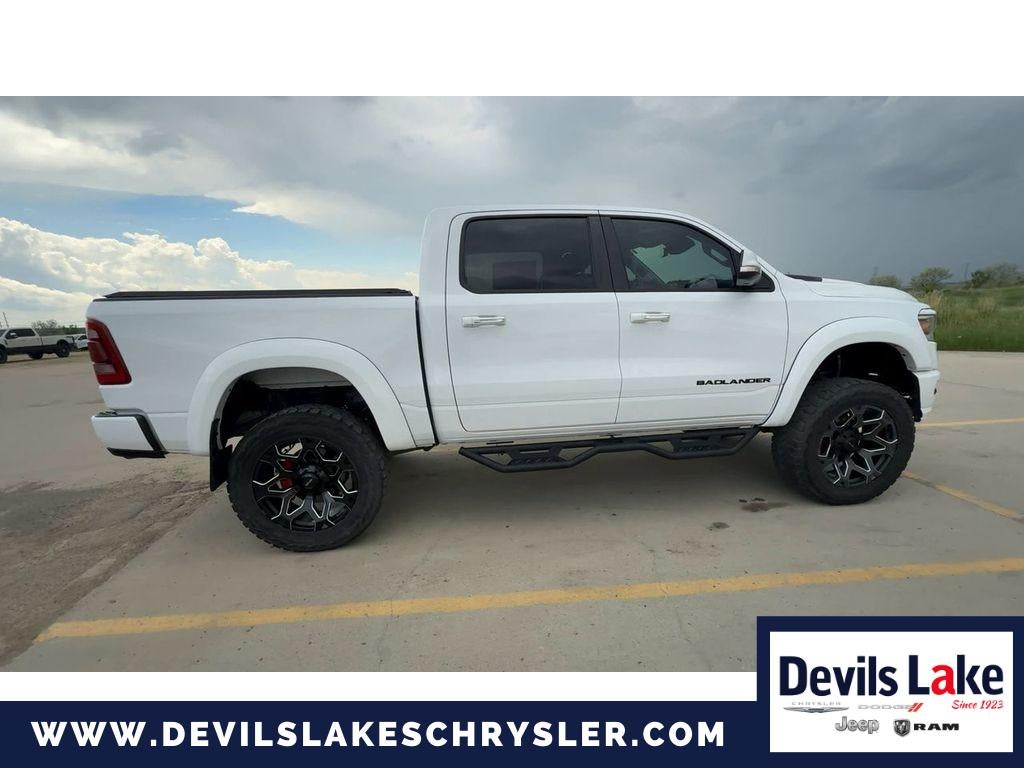 2022 RAM 1500 Laramie Crew Cab 4x4 5'7' Box