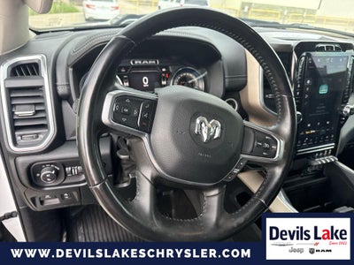 2022 RAM 1500 Laramie Crew Cab 4x4 5'7' Box