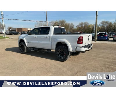 2022 RAM 1500 Laramie Crew Cab 4x4 5'7' Box