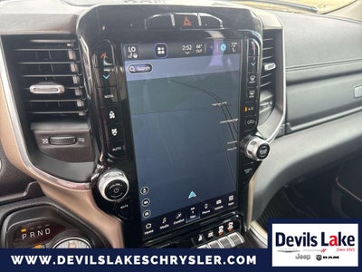 2022 RAM 1500 Laramie Crew Cab 4x4 5'7' Box