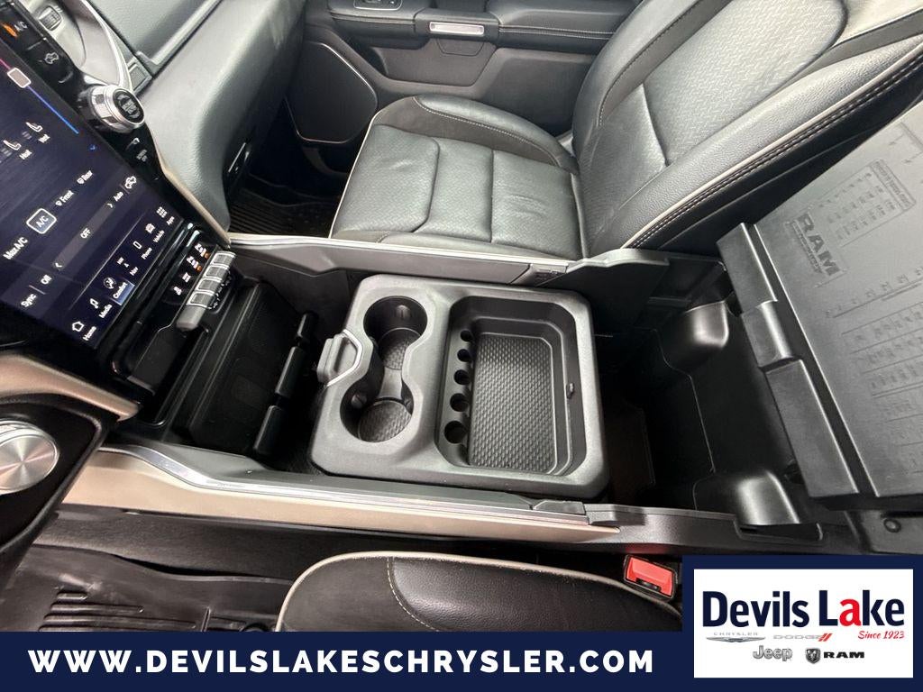 2022 RAM 1500 Laramie Crew Cab 4x4 5'7' Box