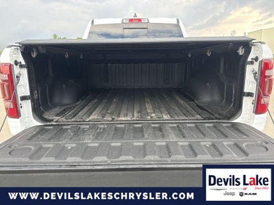 2022 RAM 1500 Laramie Crew Cab 4x4 5'7' Box