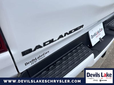 2022 RAM 1500 Laramie Crew Cab 4x4 5'7' Box