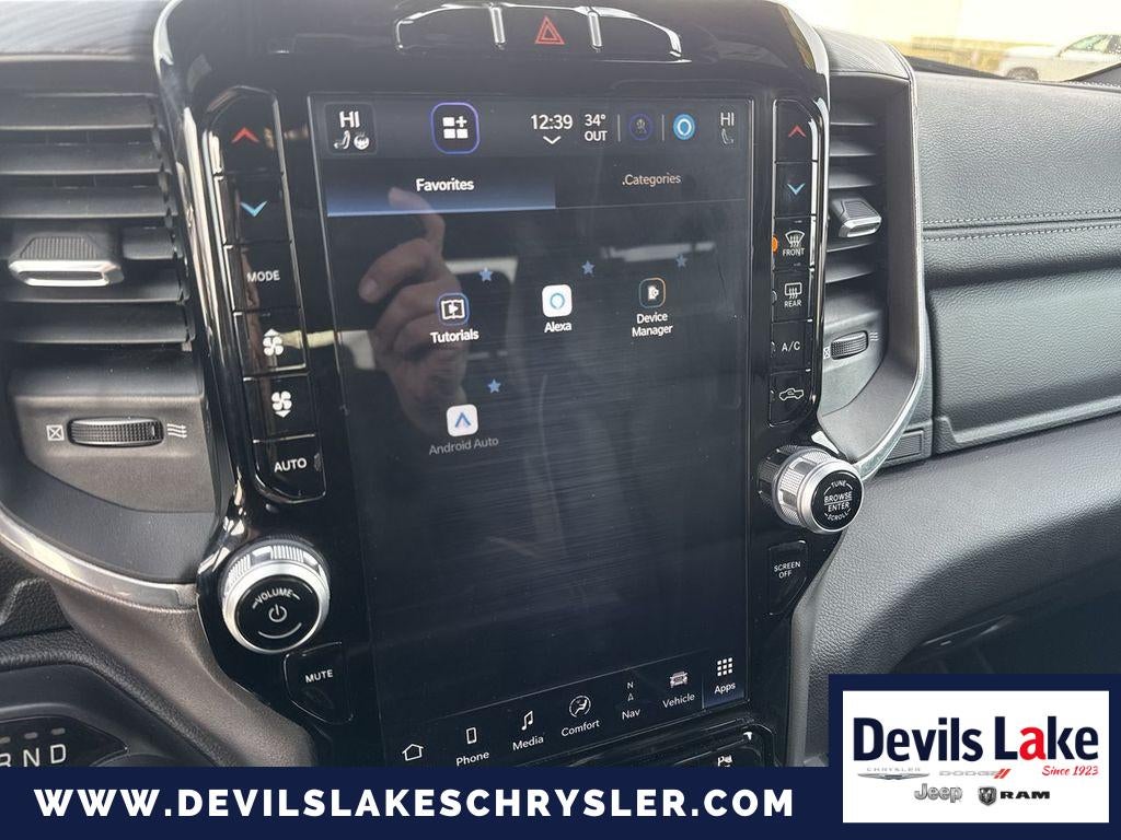 2023 RAM 1500 Laramie Crew Cab 4x4 5'7' Box