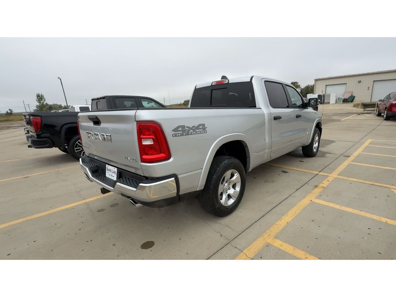 2027 RAM Ram 1500 RAM 1500 BIG HORN CREW CAB 4X4 6'4' BOX