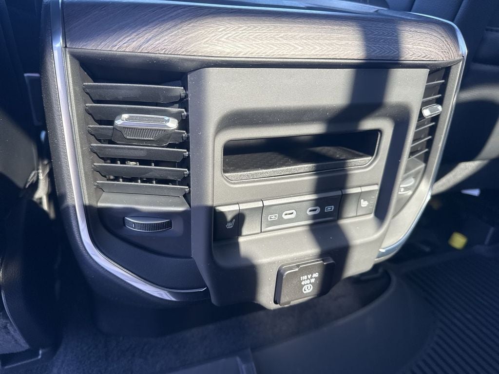 2026 RAM Ram 1500 RAM 1500 LARAMIE CREW CAB 4X4 6'4' BOX