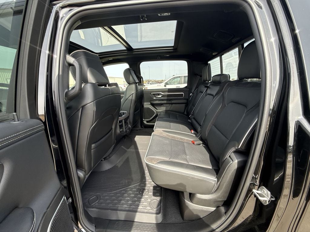 2026 RAM Ram 1500 RAM 1500 LARAMIE CREW CAB 4X4 6'4' BOX