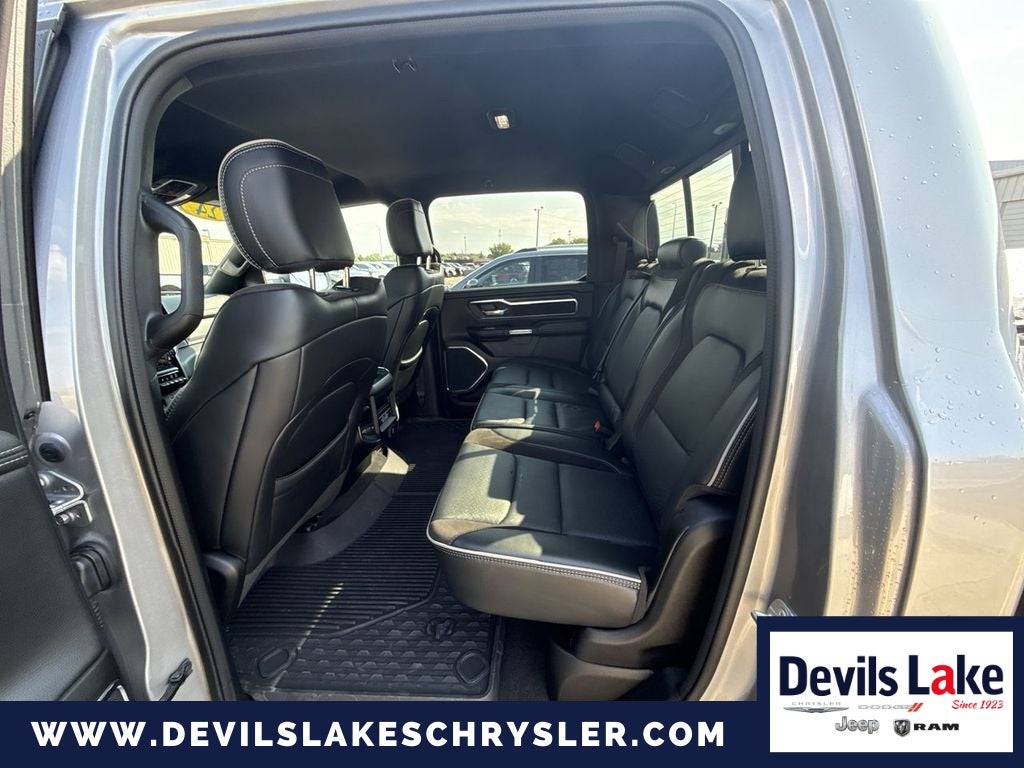 2024 RAM 1500 Laramie Crew Cab 4x4 6'4' Box
