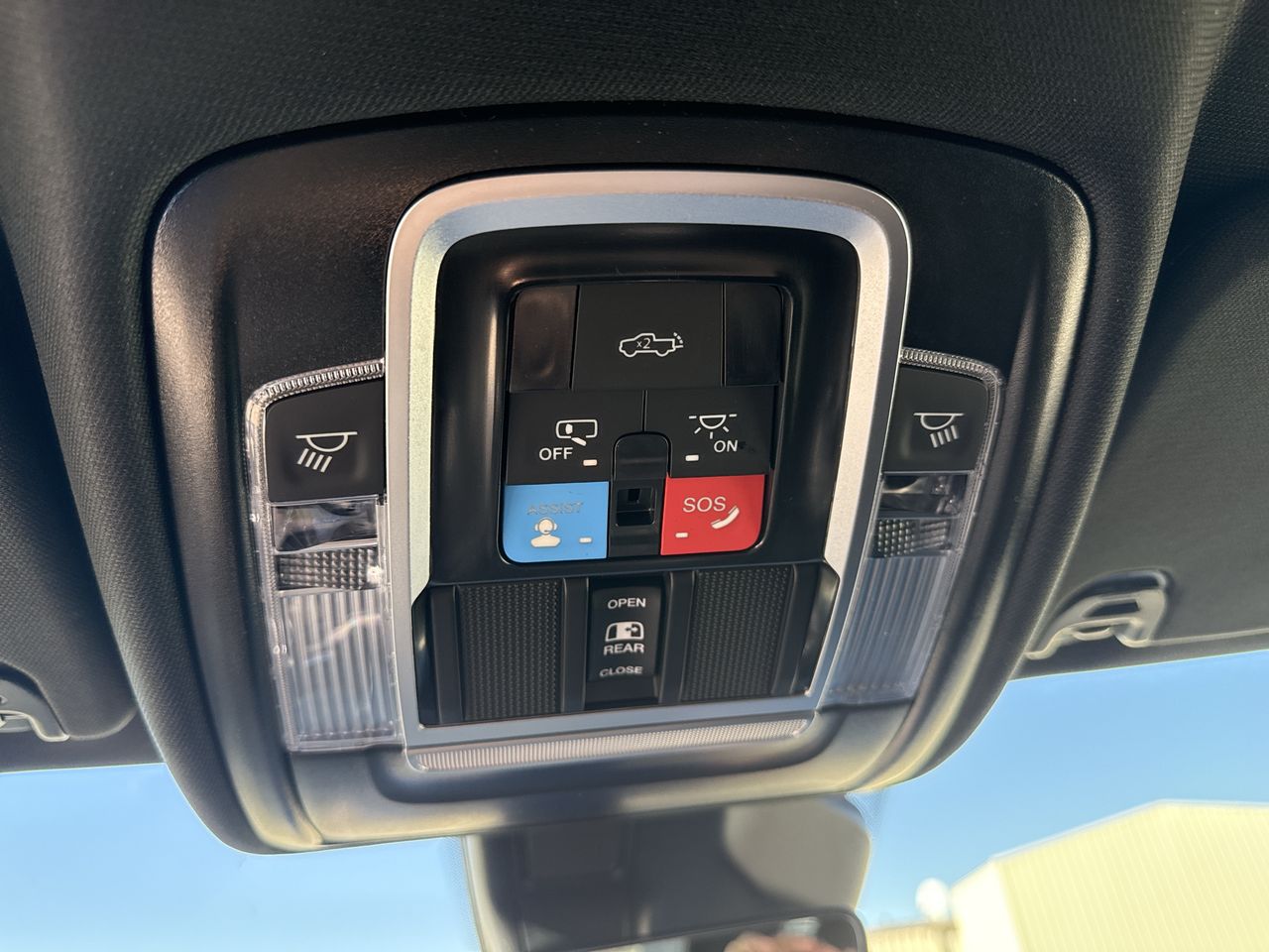 2027 RAM Ram 1500 RAM 1500 RHO CREW CAB 4X4 5'7' BOX