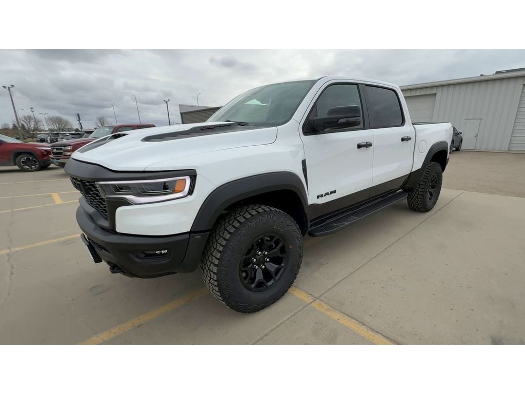 2026 RAM Ram 1500 RAM 1500 RHO CREW CAB 4X4 5'7' BOX