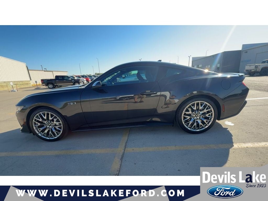 2024 Ford Mustang GT Premium Fastback