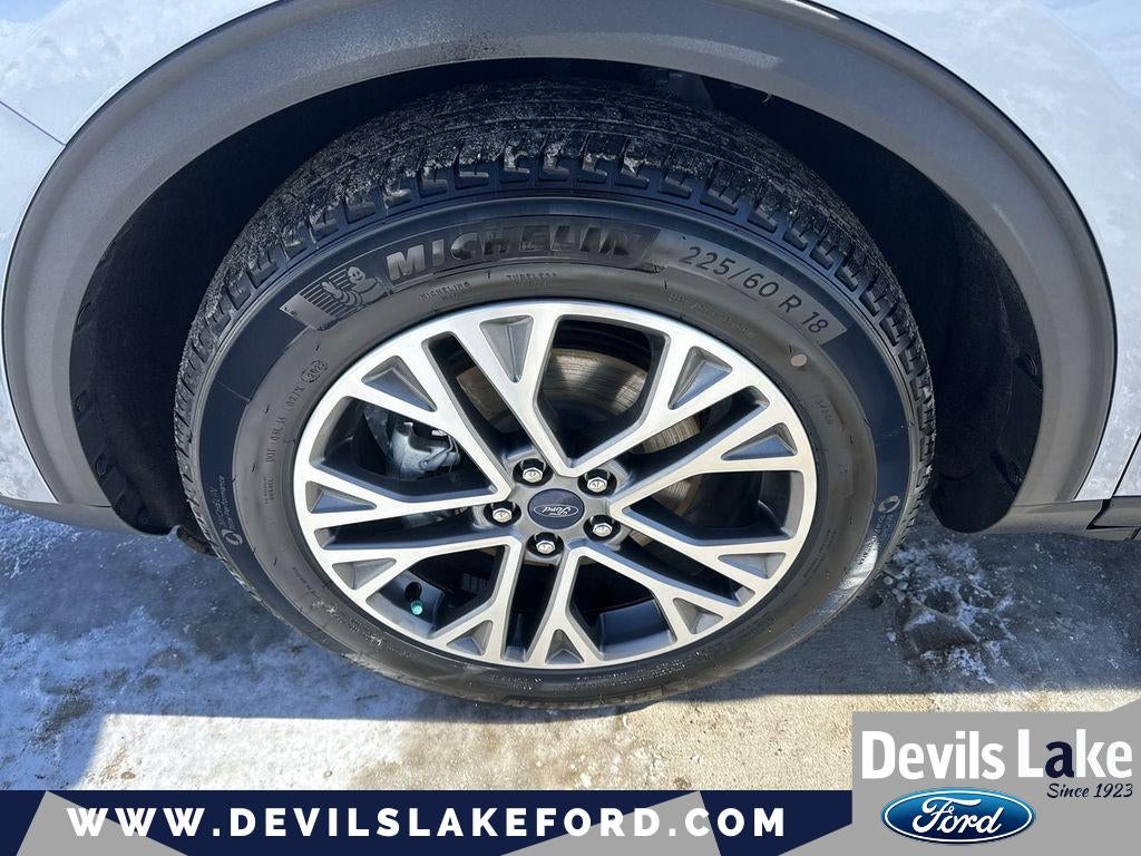 2022 Ford Escape SEL Hybrid