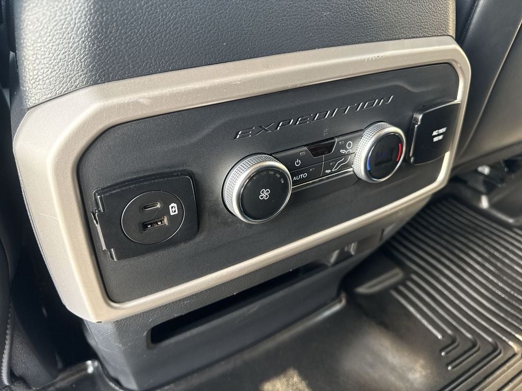 2022 Ford Expedition XLT MAX