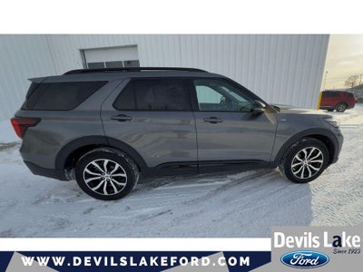 2025 Ford Explorer ST-Line