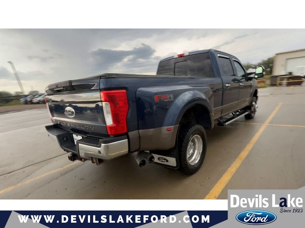 2017 Ford F-350 LARIAT