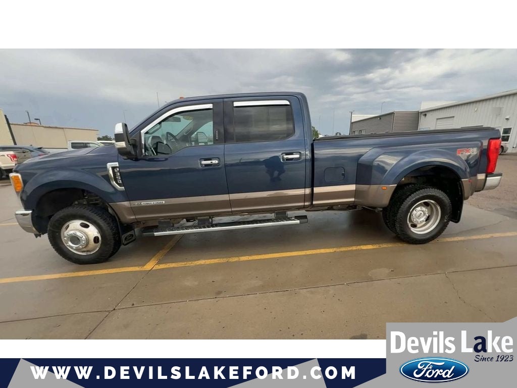2017 Ford F-350 LARIAT