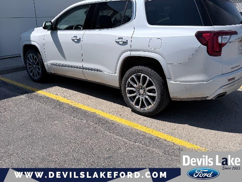 2023 GMC Acadia AWD Denali