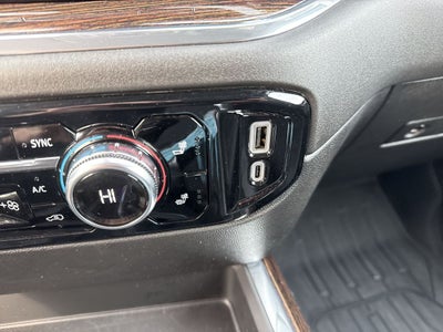 2024 GMC Sierra 1500 4WD Crew Cab Short Box Elevation with 3SB