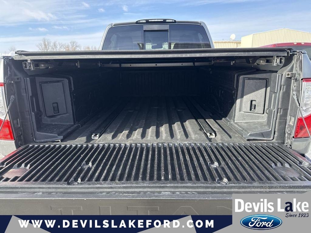 2016 Nissan TITAN XD PRO-4X Diesel