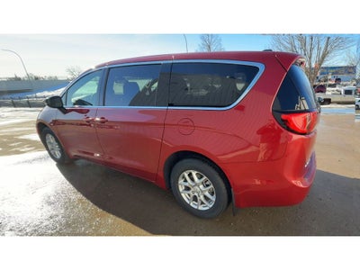 2026 Chrysler Voyager VOYAGER LX