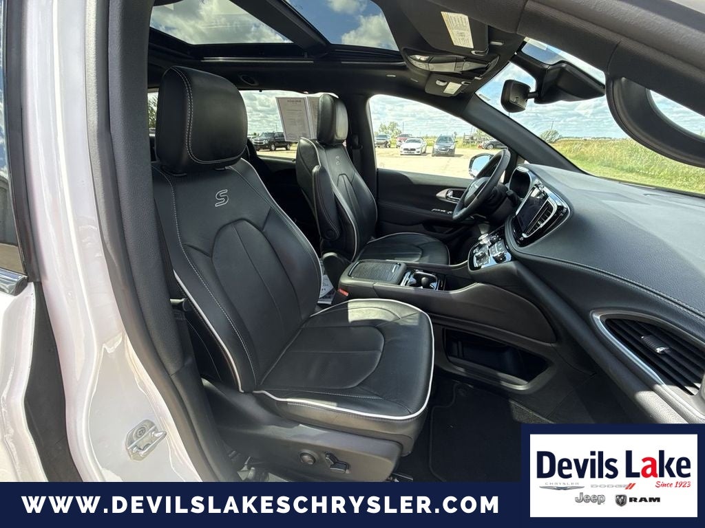 2026 Chrysler Pacifica Limited