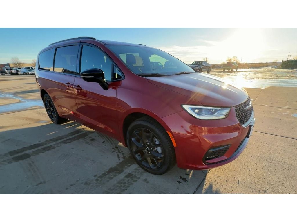 2026 Chrysler Pacifica PACIFICA SELECT AWD
